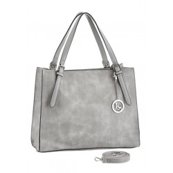 Shopper Laura Scott grau
